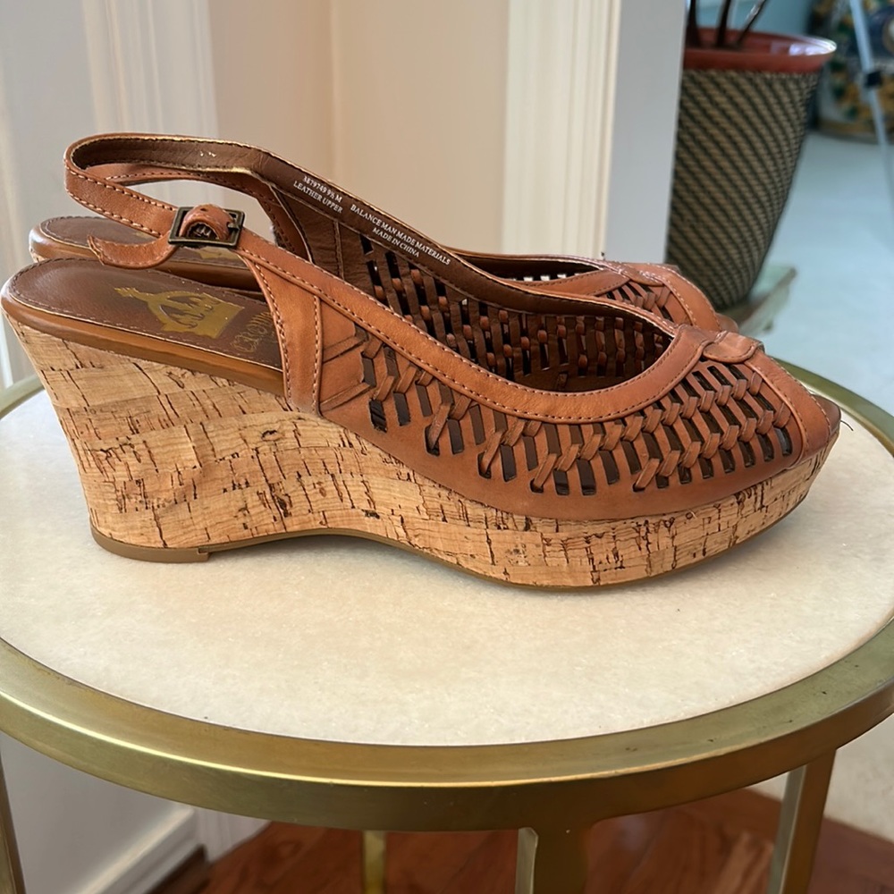 Weaved wedge cork sandals. Size 9 1/2. Crown Vintage